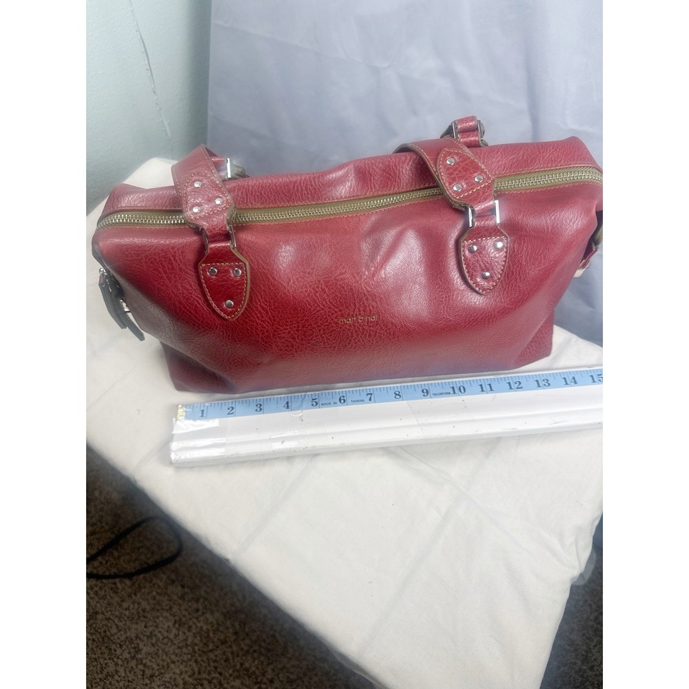 Matt and Nat  Hamburg 100%‎ vegan shoulder satchel handbag Red